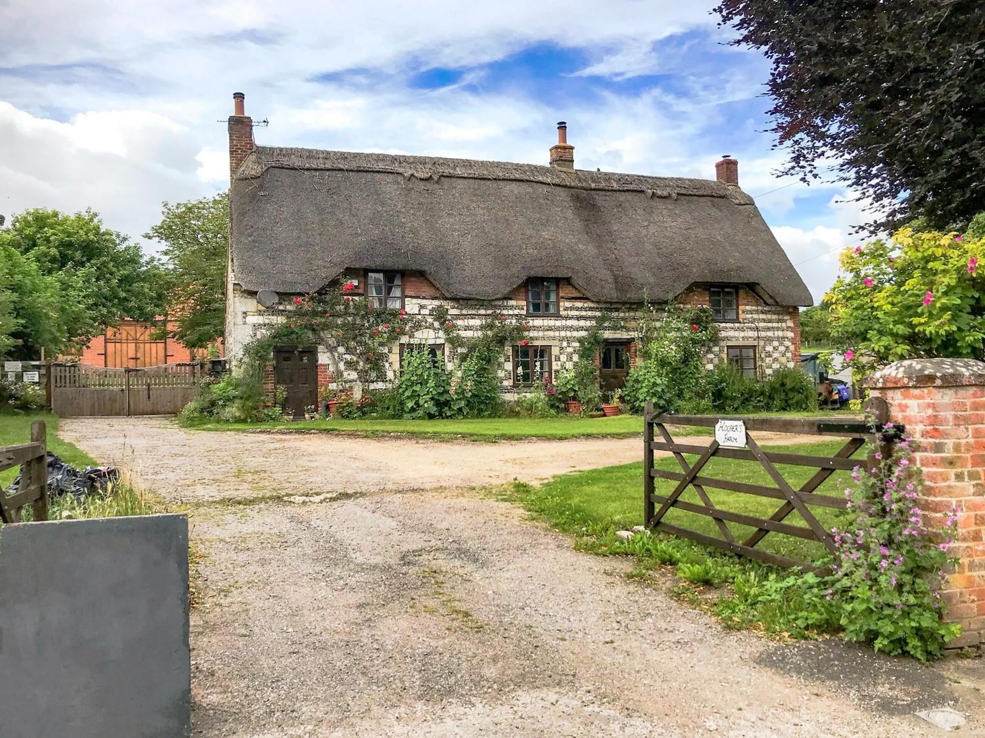 Hoopers Farmhouse Tilshead Екстериор снимка